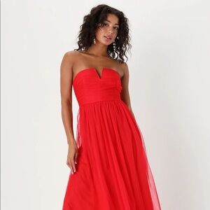 NWT! Lulus Queen Behavior Red Tulle Strapless Ruched Maxi Dress